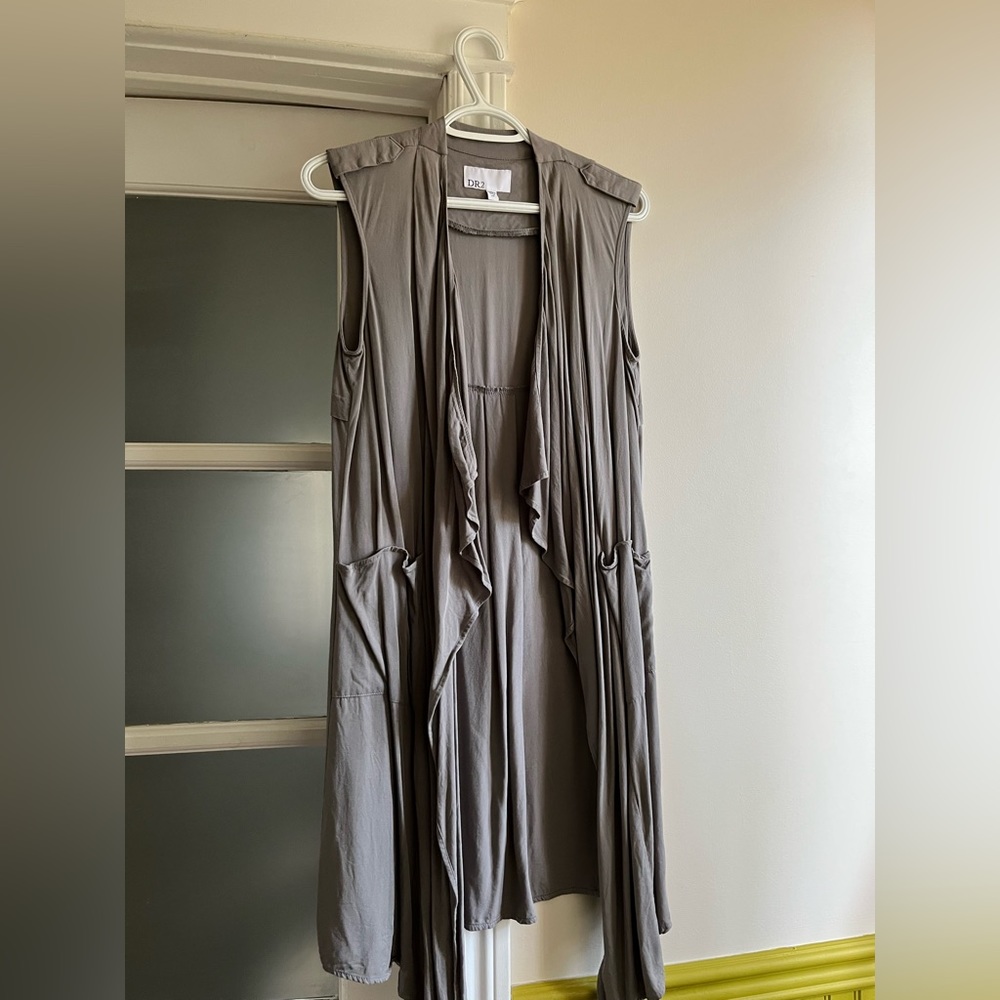 Long sleeveless blazer xs